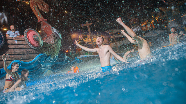 Plopsaland Aqua de Panne Regenbad v2